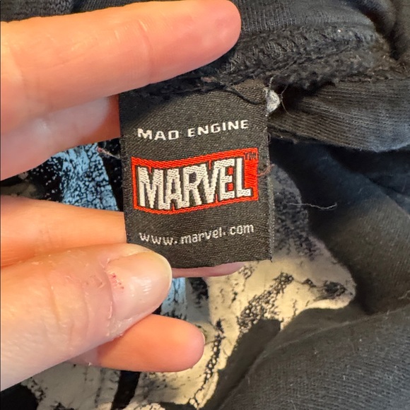 Vintage Marvel Punisher Hoodie - Picture 7 of 7